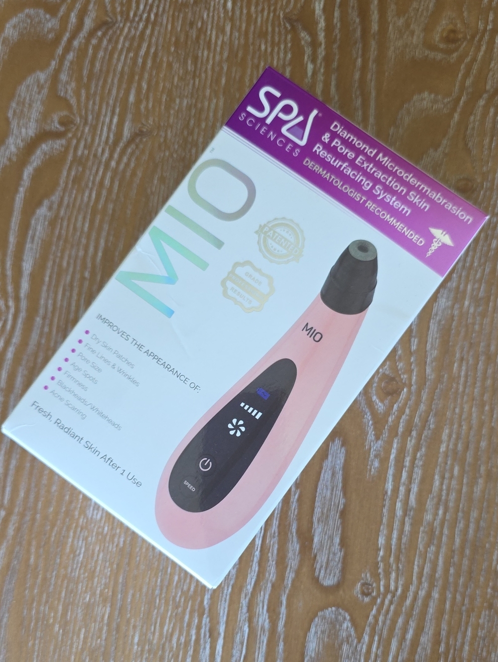 MIO Diamond Microdermabrasion Pore Extraction Device - Pink